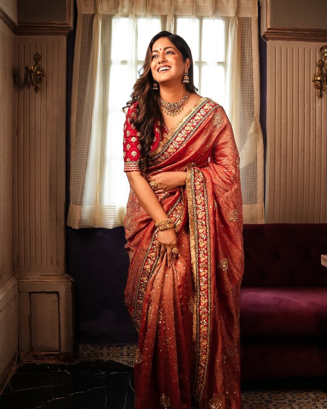 Women's Radiant Rani Pink Banarasi Crush Saree with Gota Patti & Sequin Embellished Border – Complete with Heavily Worked Blouse for Festive & Wedding Wear - Image 4