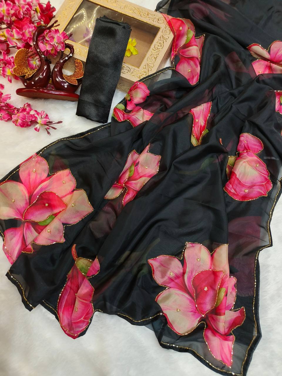 Women's Vibrant Rani Pink Floral Japanese Chiffon Saree with Hand-Painted/Printed Motifs – Perfect for Summer & Casual Festive Wear - Image 8
